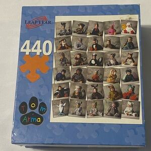Leap Year Tom Arma 30 Babies Dressed as Animals 440 Piece Puzzle